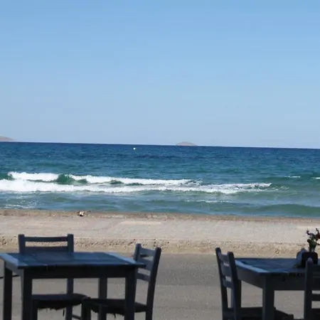 Divina Seaside By Estia *